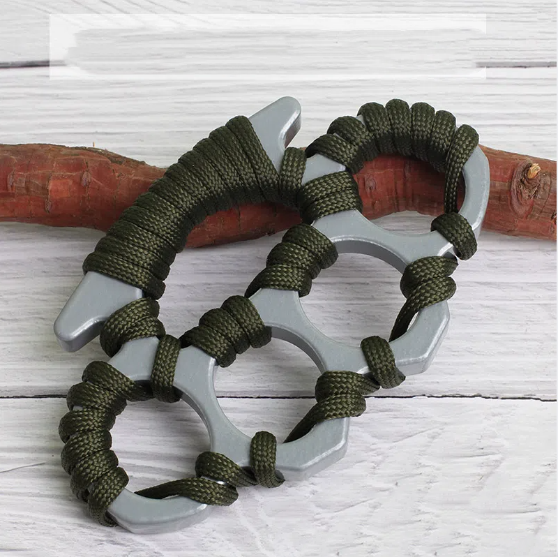 Thickened iron four finger keychain, self-defense finger, tiger finger ring, palm grip, multi-functional car window breaking ham - Image 6